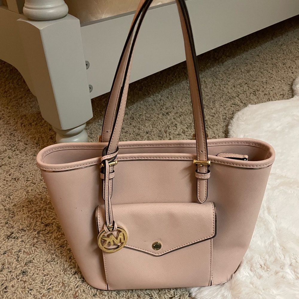 Micheal Kors tote bag
